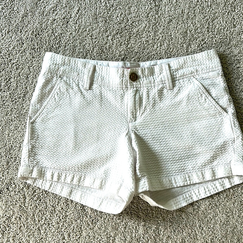 5” Callahan Jacquard shorts by Lilly Pulitzer in size 6